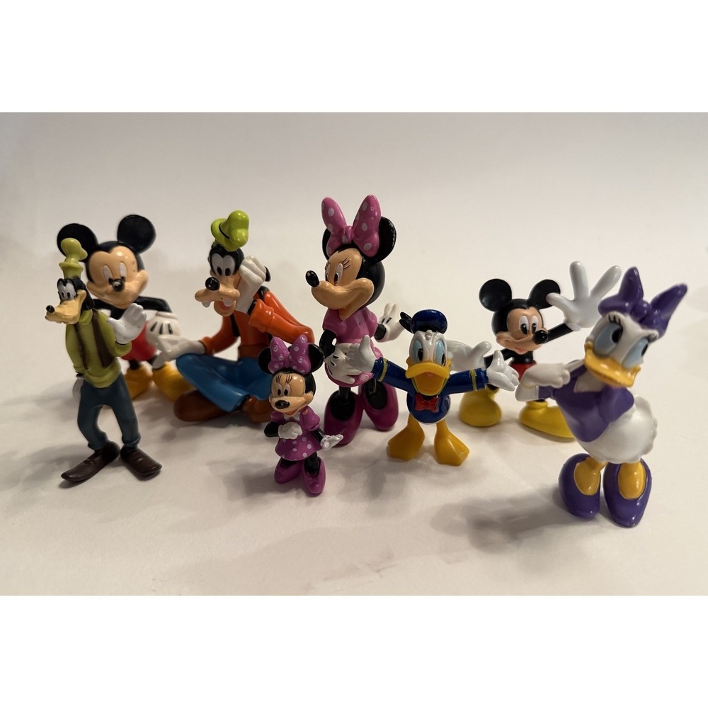 Disney‎ Characters Figures Assorted Lot Of 8 Mickey Donald Minnie Goofy Daisy